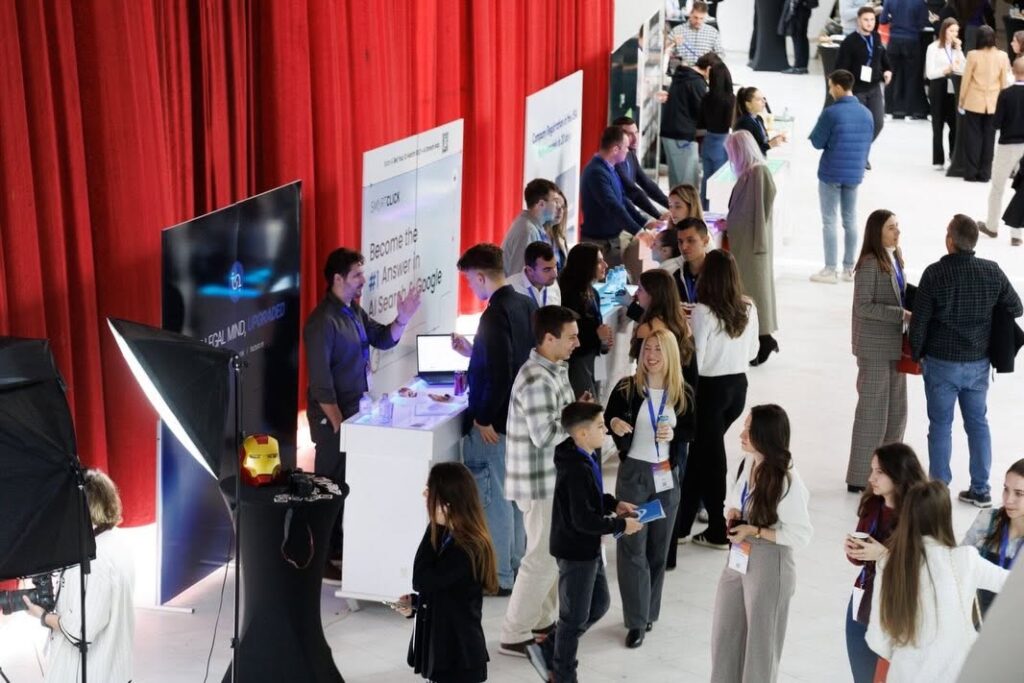Самитот е можност за вмрежување меѓу учесниците | Фото: Startup Club Skopje